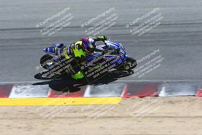 media/Jun-26-2022-CRA (Sun) [[122d0e5426]]/Race 13 (Expert 1000 Superbike)/Start Finish/